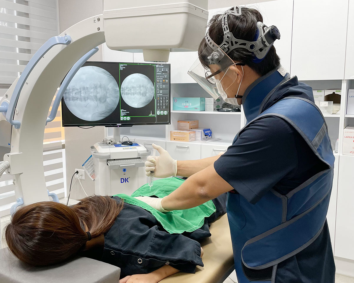 C-arm 유도 신경차단술 시술 대구허리주사 대구신경주사 연세마디신경외과